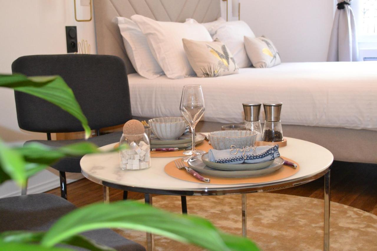 So Guest, Clou Dans Le Fer, Modern Suite Near Cathedral Reims Exterior foto