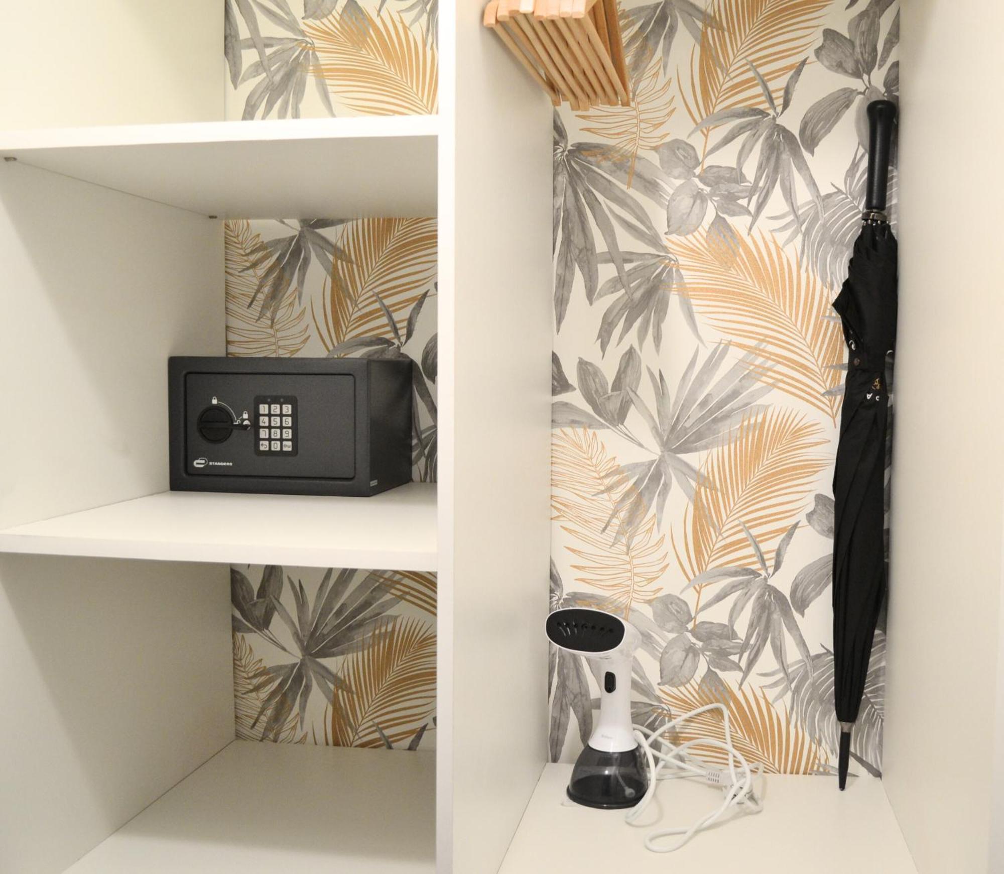 So Guest, Clou Dans Le Fer, Modern Suite Near Cathedral Reims Exterior foto