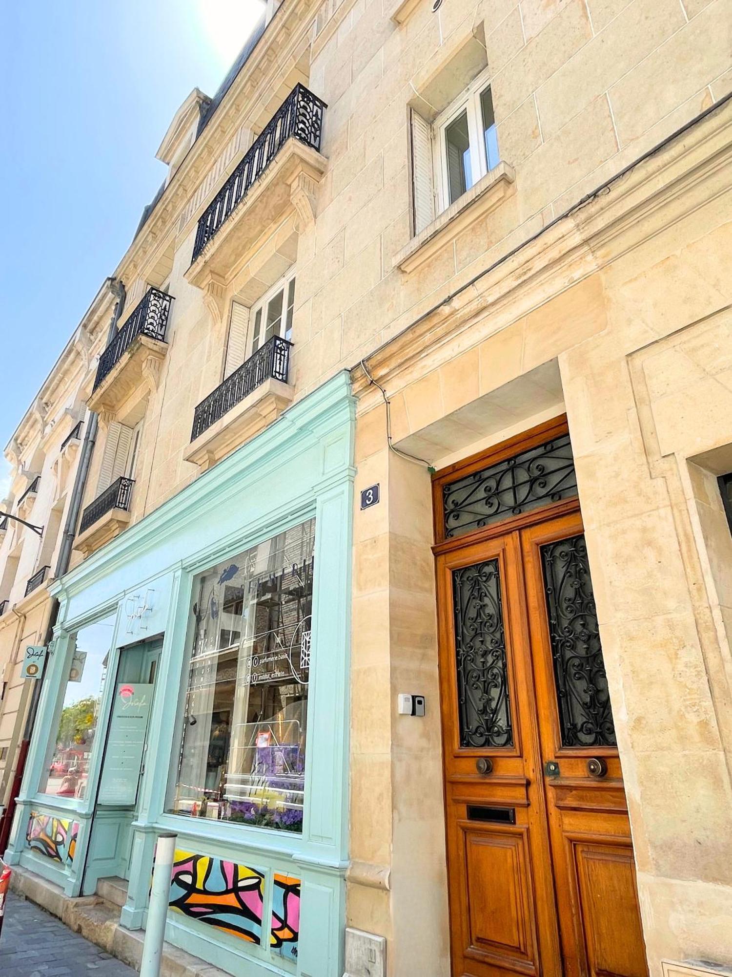 So Guest, Clou Dans Le Fer, Modern Suite Near Cathedral Reims Exterior foto