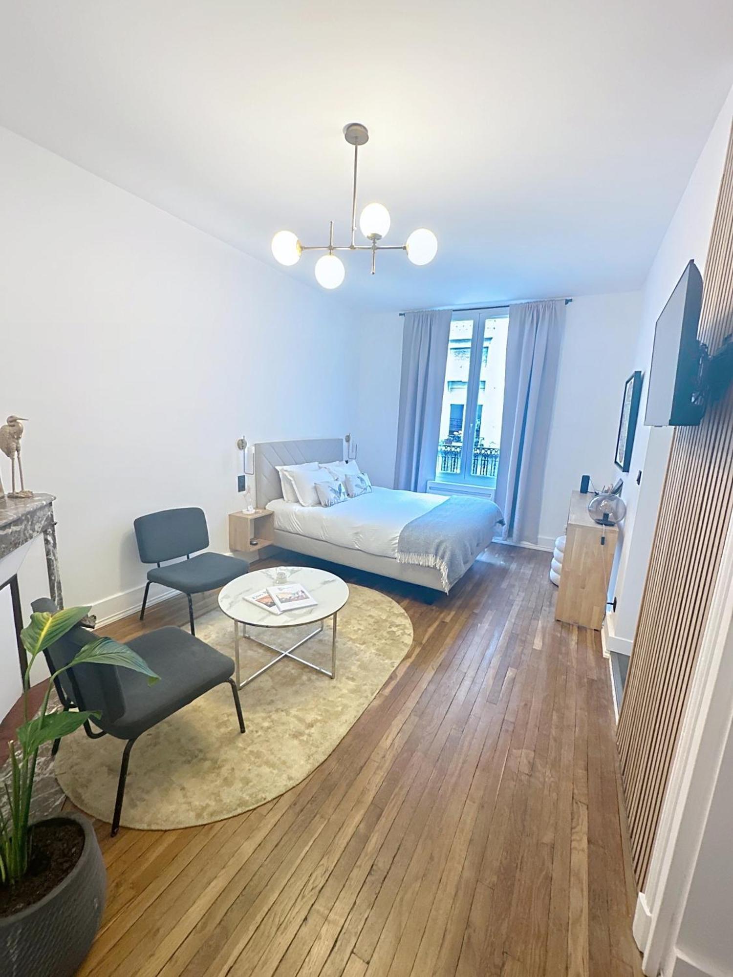 So Guest, Clou Dans Le Fer, Modern Suite Near Cathedral Reims Exterior foto